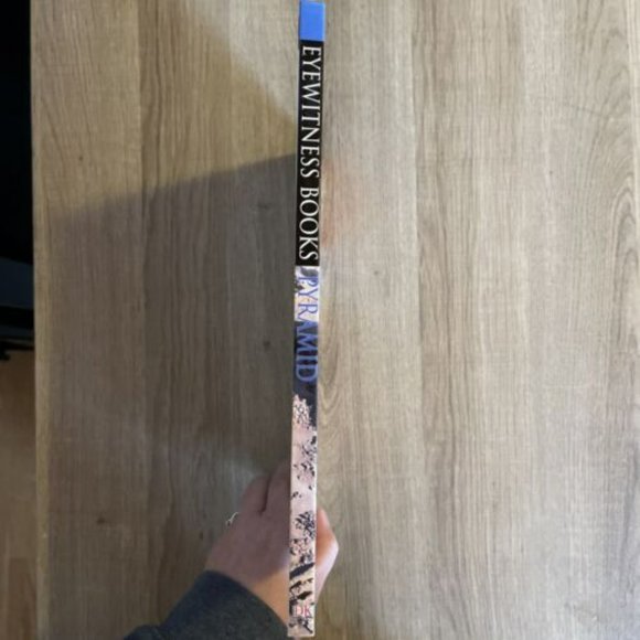 Pyramid (Eyewitness Books) - Hardcover By James Putnam - Picture 3 of 8